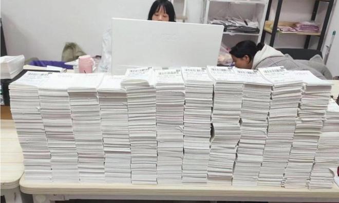 淘特產(chǎn)業(yè)帶活力復(fù)蘇 七成工廠(chǎng)提前開(kāi)工，萬(wàn)余淘工廠(chǎng)文具備戰(zhàn)“開(kāi)學(xué)季”